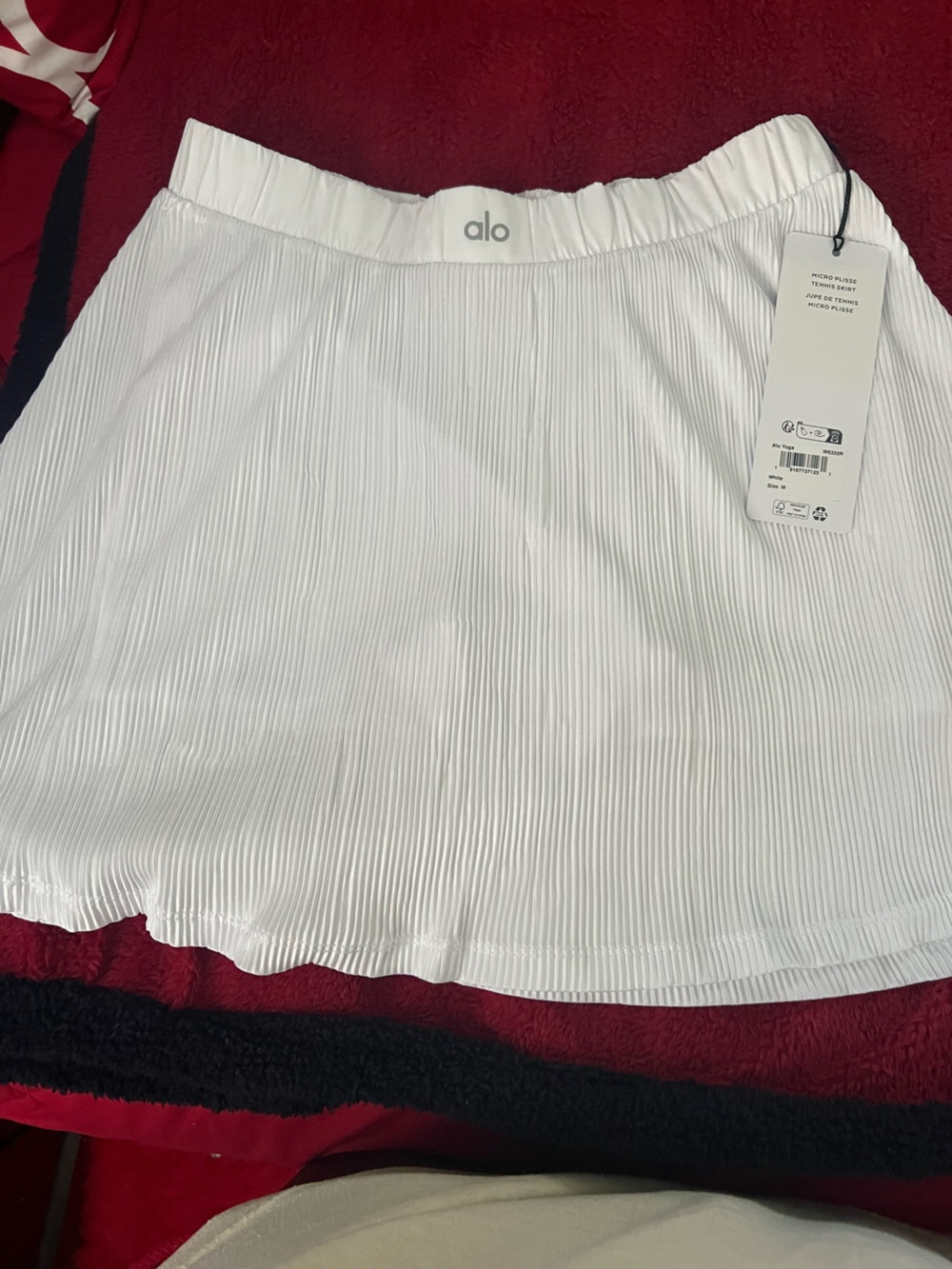 NWT ALO Yoga White Ribbed Micro Plisse Skirt